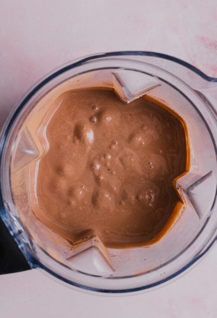 Cottage cheese chocolate mousse in a blender.