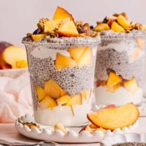 High-fiber peach chia pudding in jars.