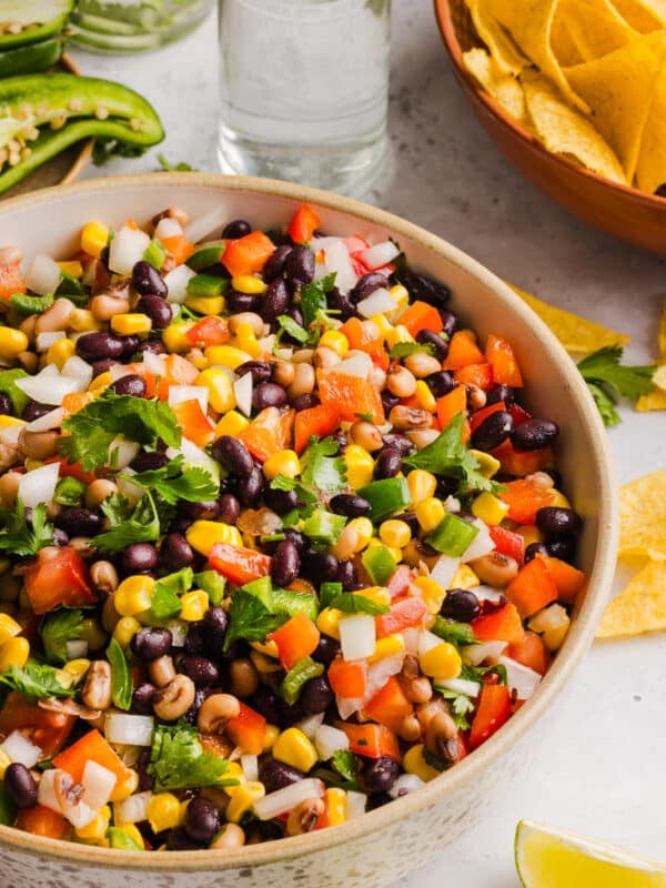 Healthy cowboy caviar in a bowl.