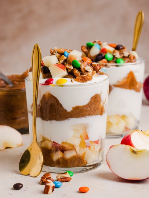 Caramel apple jars with date caramel.