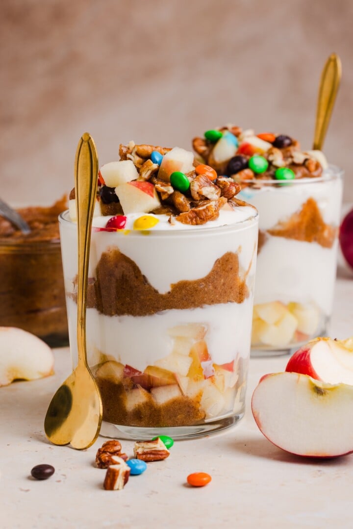 Caramel apple jars with date caramel.